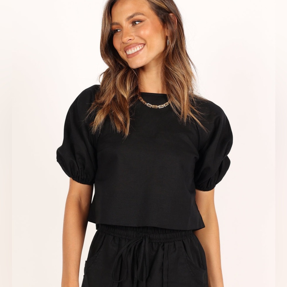 PETAL + PUP Chelsey Linen/Cotton Puff Sleeve Toe-Back Crop Blouse Black Sz 12